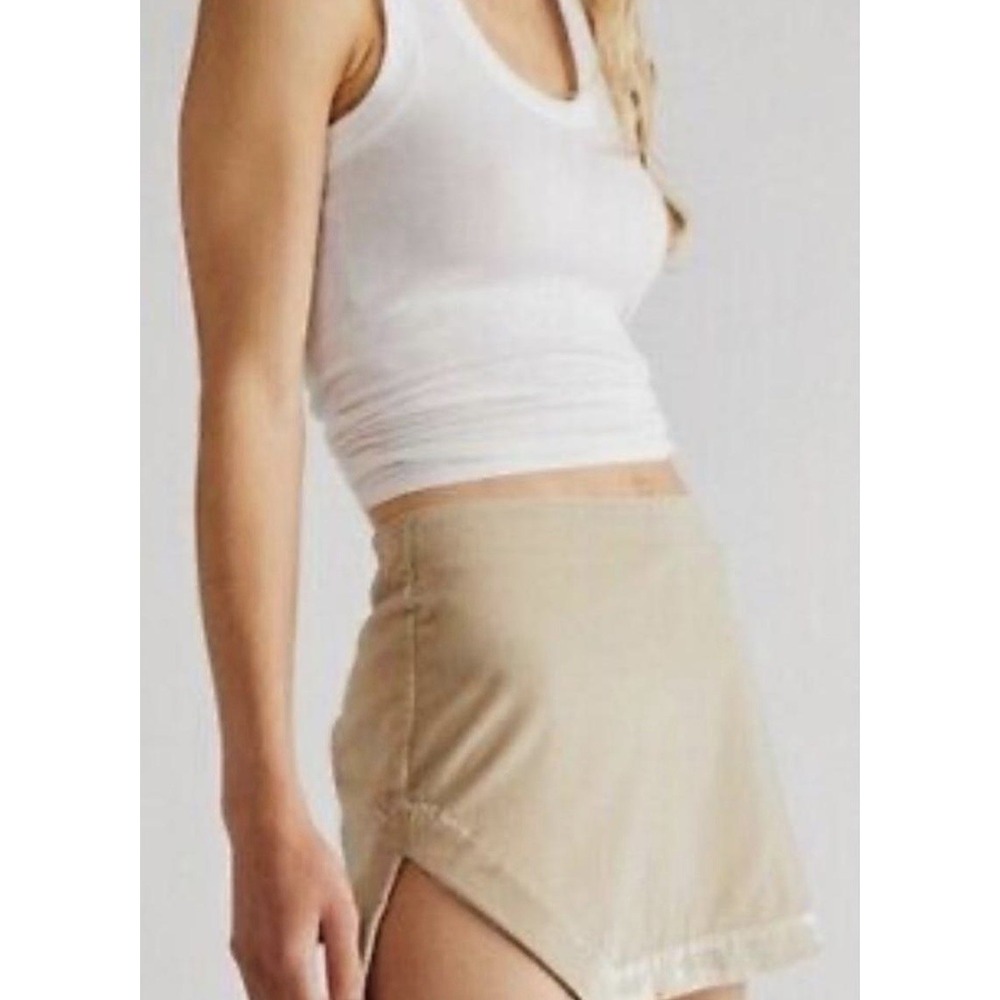NWOT‎ Free People Annalise Side Vent Velvet Miniskirt in Morning Oat Size 6